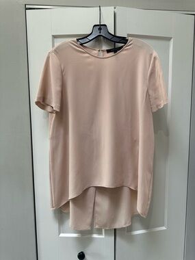 BCBGMaxAzria Pale Blush High-Low Short Sleeve Blouse